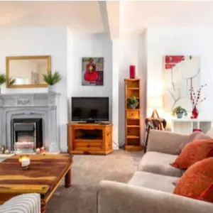Hywel's Place Holiday home