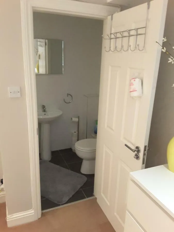 Homestay Fabulous Double Ensuite Room In Sefton Park Lark Lane Liverpool