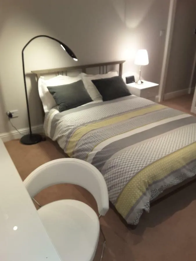 Fabulous Double Ensuite Room In Sefton Park Lark Lane Liverpool